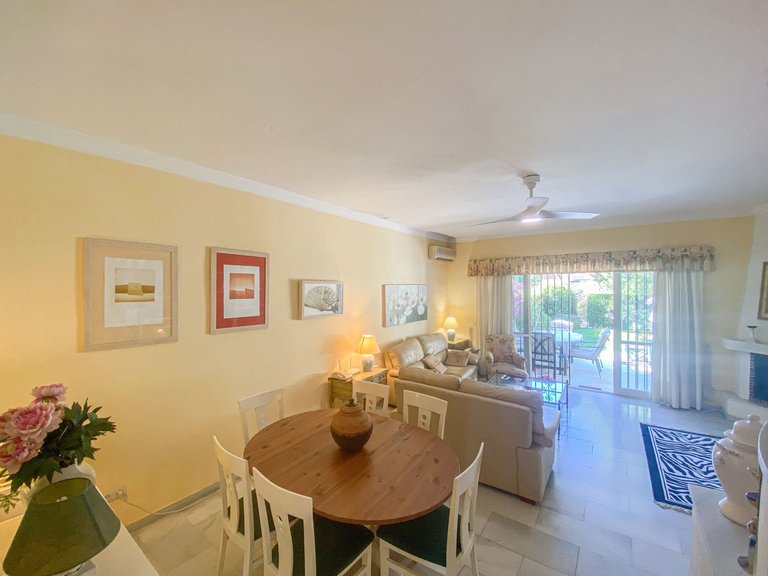 Villa for Sale in Cabopino, Malaga 10