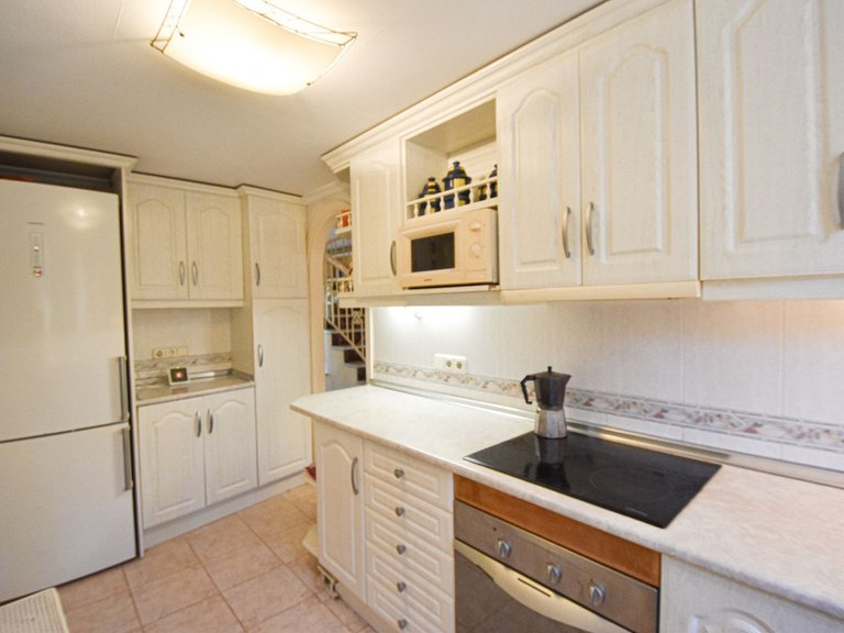 Villa for Sale in Cabopino, Malaga 12