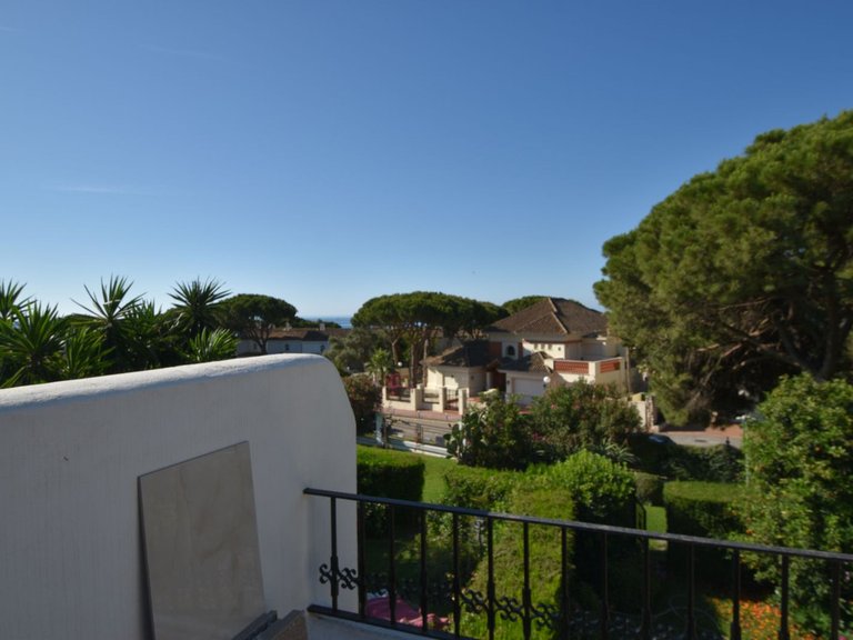 Villa for Sale in Cabopino, Malaga 16