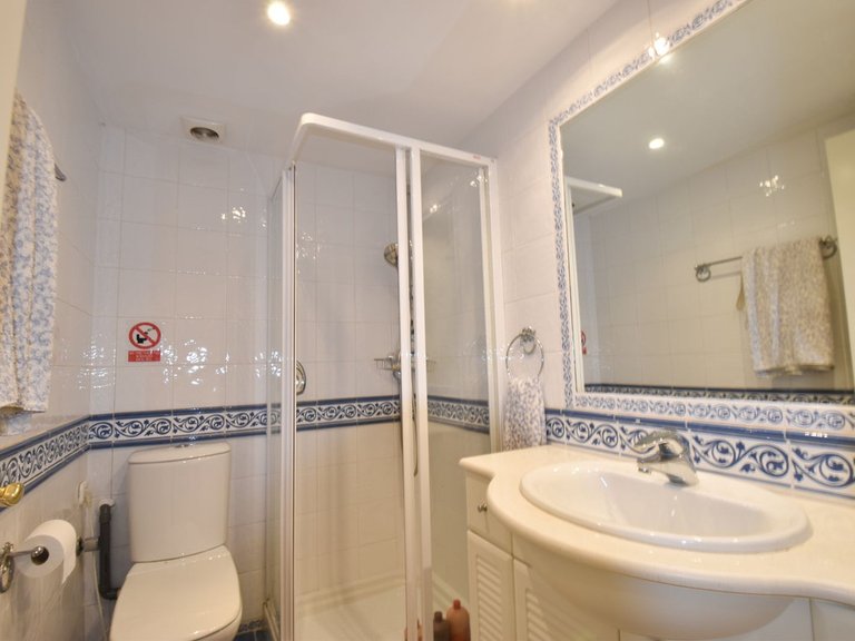 Villa for Sale in Cabopino, Malaga 20