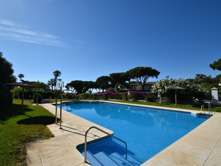 Villa for Sale in Cabopino, Malaga 27
