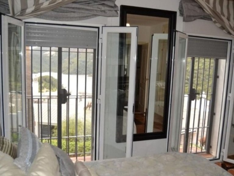 Villa for Sale in Istán, Malaga 4