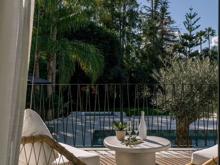 Villa for Sale in Nueva Andalucía, Malaga 9