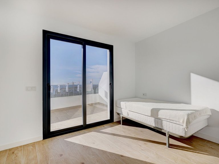 Apartment for Sale in Estepona, Malaga 4