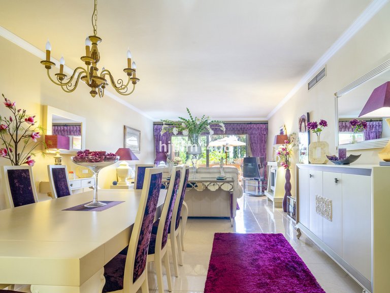 Apartment for Sale in Puerto Banús, Malaga 5