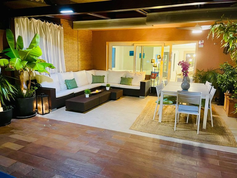 Villa for Sale in Bahía De Marbella, Malaga 1