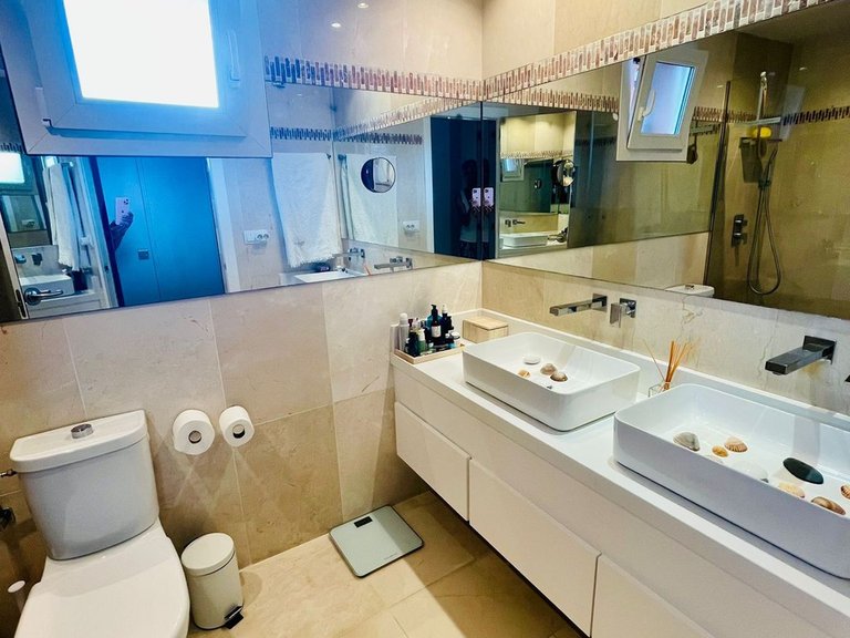 Villa for Sale in Bahía De Marbella, Malaga 18