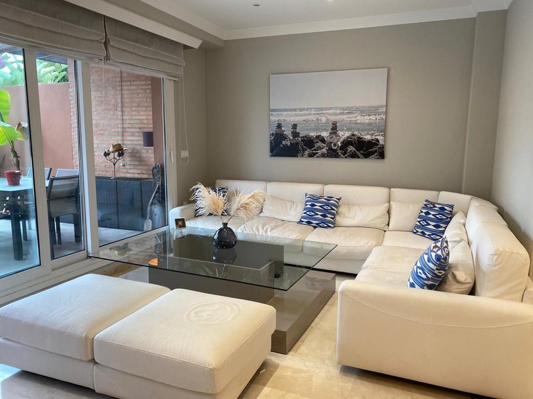 Villa for Sale in Bahía De Marbella, Malaga 3