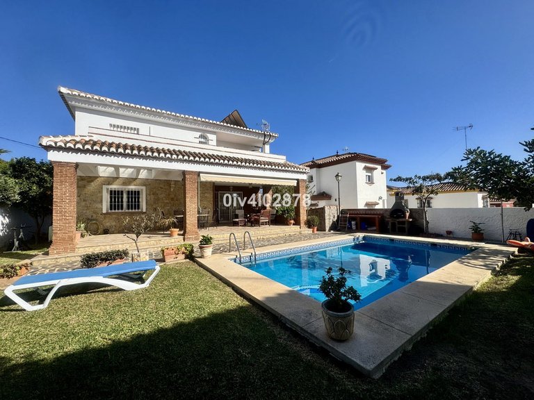 Villa for Sale in Torremolinos, Malaga 1
