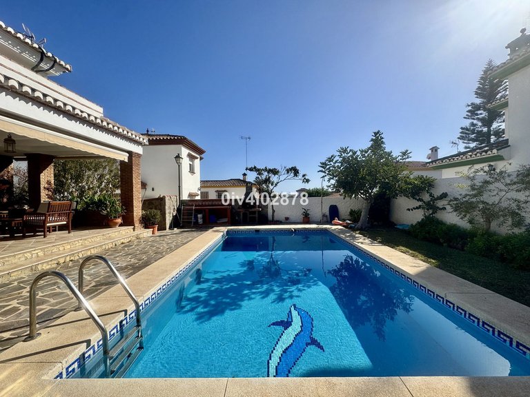 Villa for Sale in Torremolinos, Malaga 2