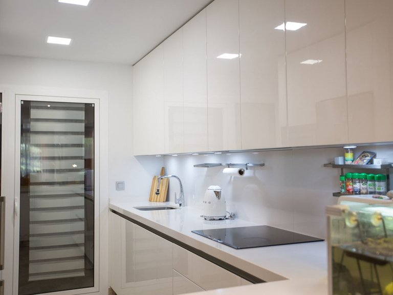 Apartment for Sale in Nueva Andalucía, Malaga 12