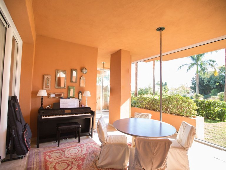 Apartment for Sale in Nueva Andalucía, Malaga 23