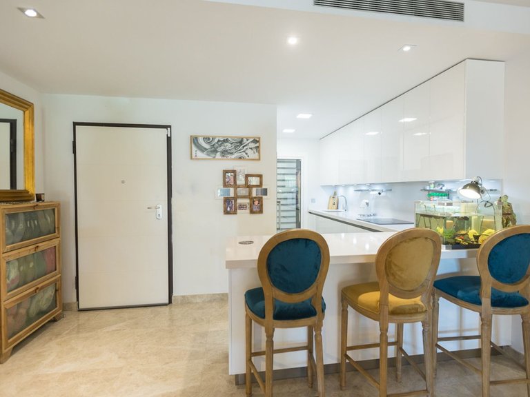 Apartment for Sale in Nueva Andalucía, Malaga 9