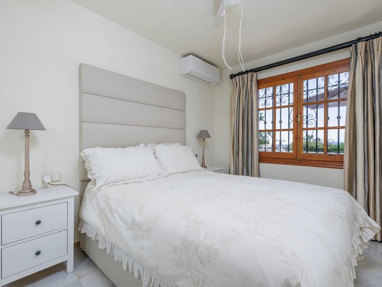 Apartment for Sale in Mijas Golf, Malaga 11