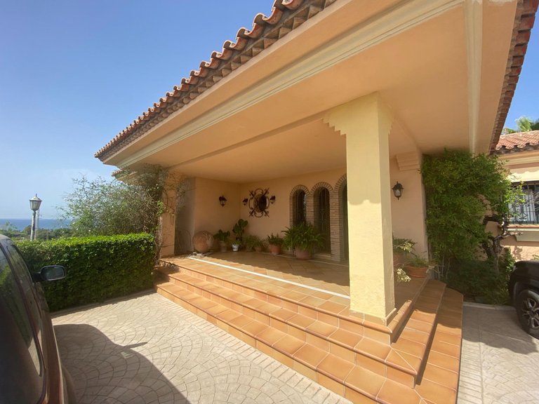 Villa for Sale in La Cala, Malaga 10