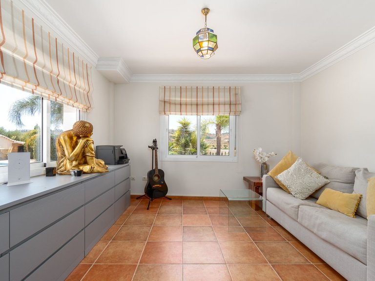 Villa for Sale in La Cala De Mijas, Malaga 10
