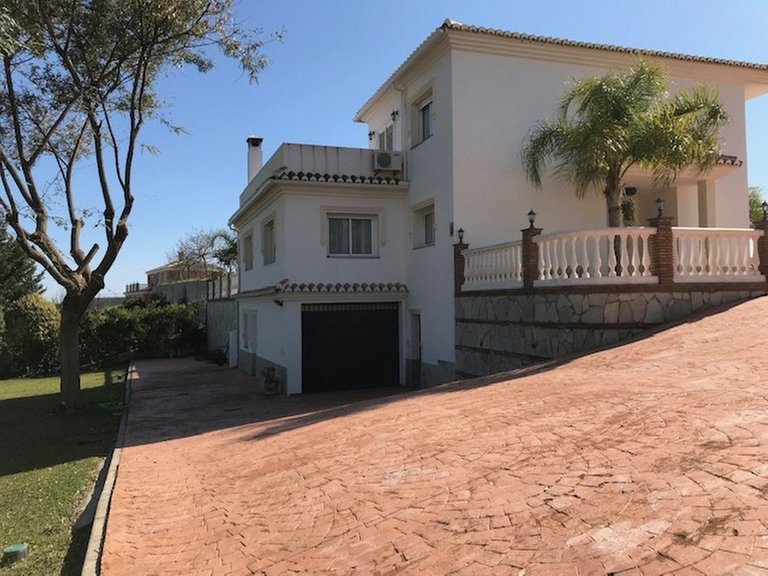 Villa for Sale in La Cala De Mijas, Malaga 38