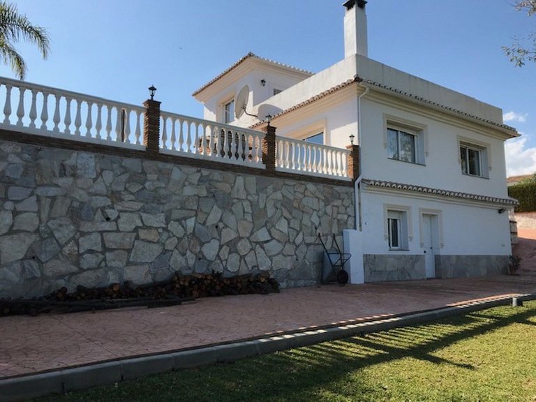 Villa for Sale in La Cala De Mijas, Malaga 39