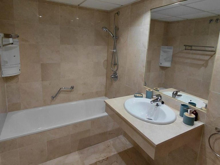Apartment for Sale in Rio Real Golf, Malaga 4