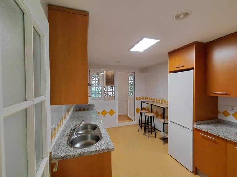 Apartment for Sale in Rio Real Golf, Malaga 8