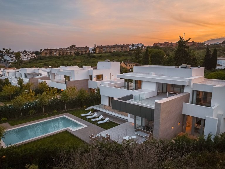 Villa for Sale in Estepona, Malaga 30