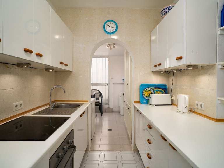 Villa for Sale in Fuengirola, Malaga 11