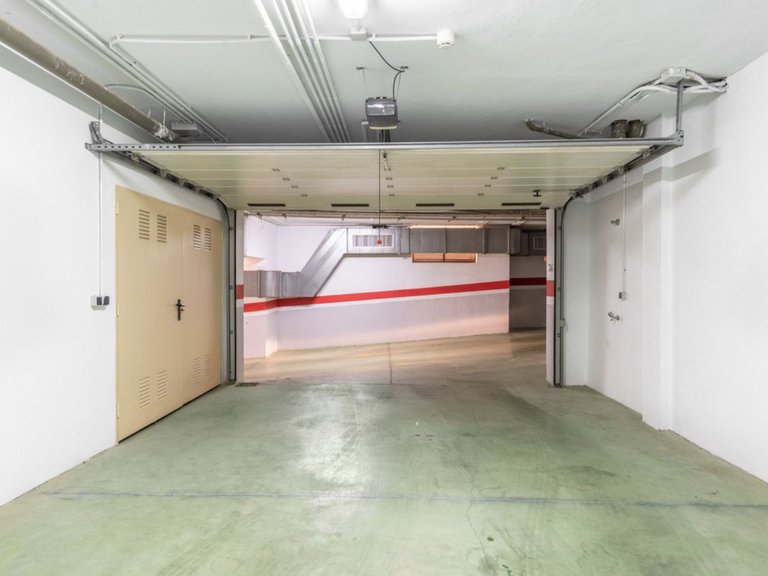 Villa for Sale in Estepona, Malaga 11