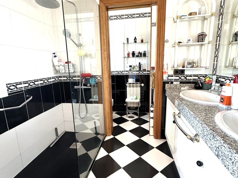 Villa for Sale in San Pedro De Alcántara, Malaga 15