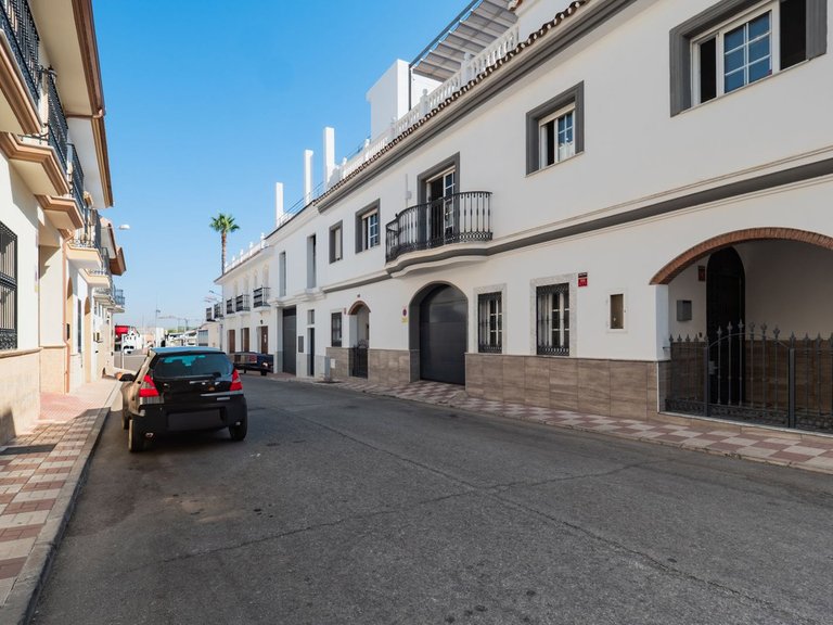 Town House for Sale in Alhaurin El Grande, Malaga 46