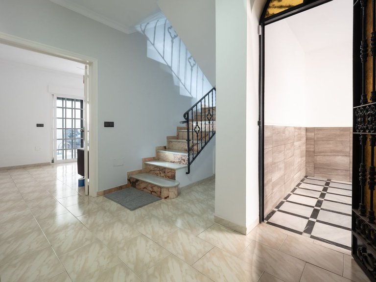 Town House for Sale in Alhaurin El Grande, Malaga 8