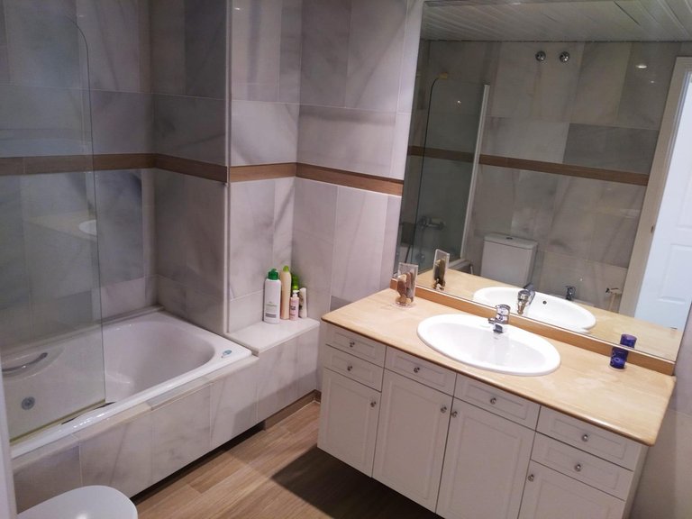 Apartment for Sale in Benalmadena, Malaga 8