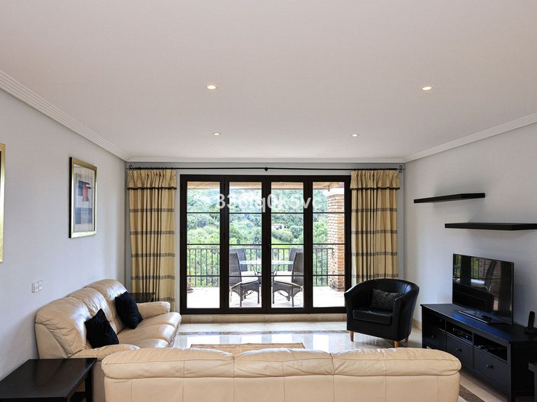 Penthouse for Sale in Benahavís, Malaga 12