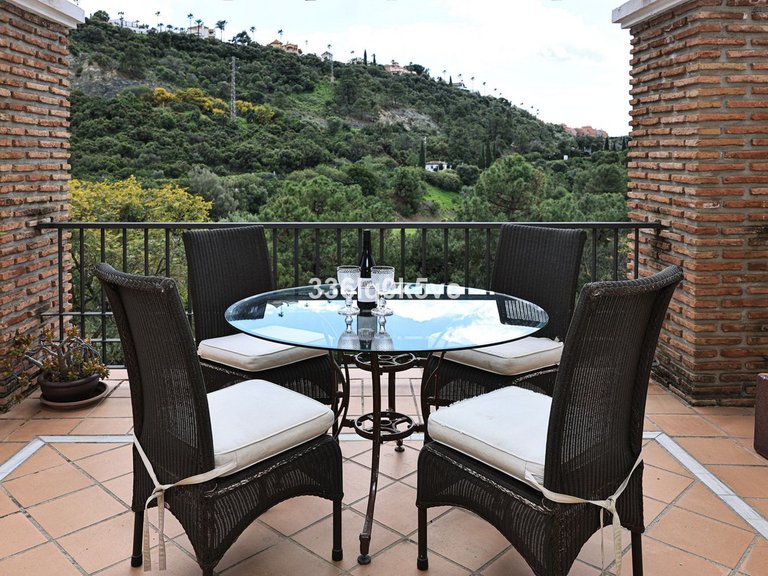Penthouse for Sale in Benahavís, Malaga 5
