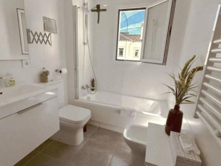 Apartment for Sale in Estepona, Malaga 9
