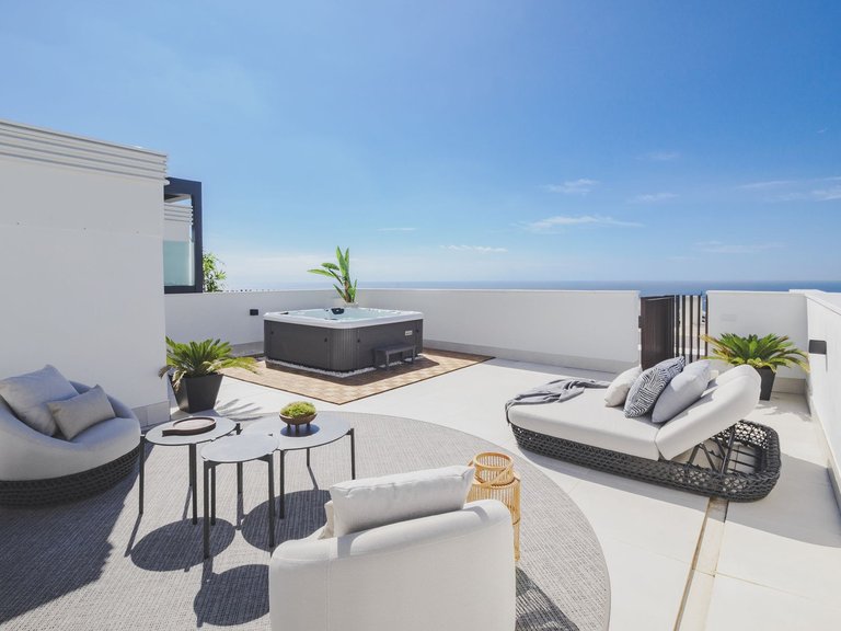 Apartment for Sale in Higueron, Malaga 1
