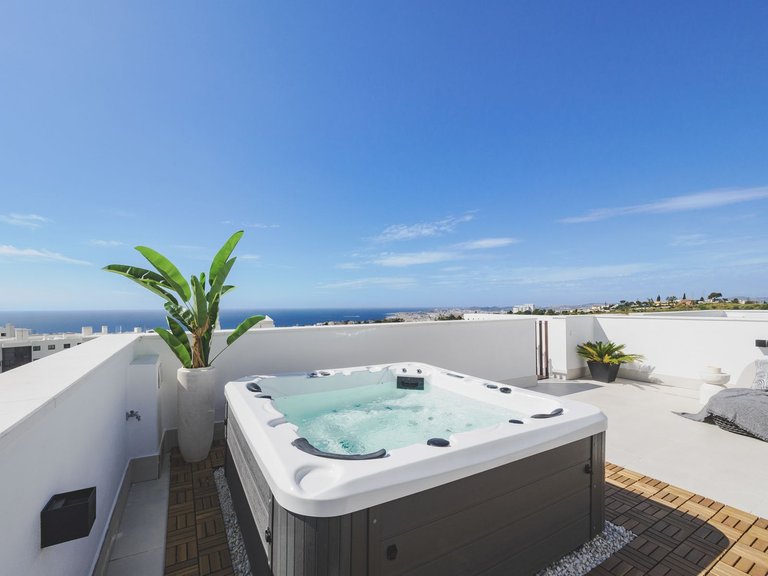 Apartment for Sale in Higueron, Malaga 18