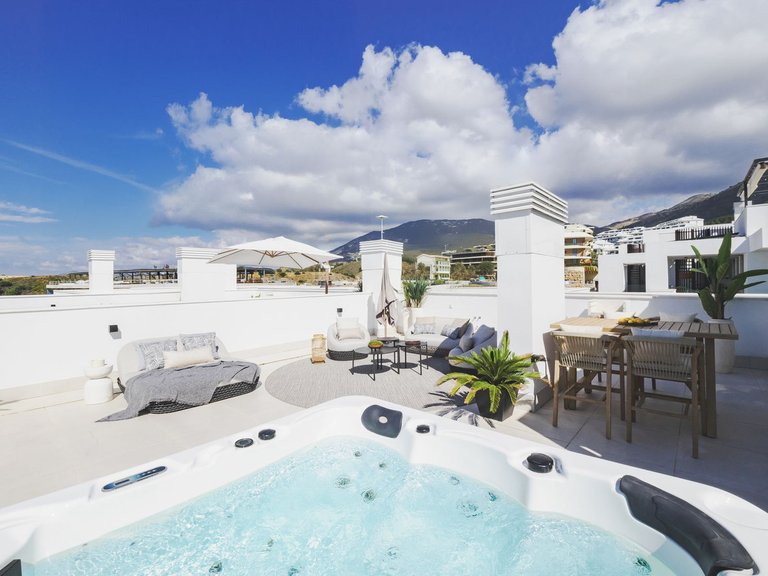 Apartment for Sale in Higueron, Malaga 19