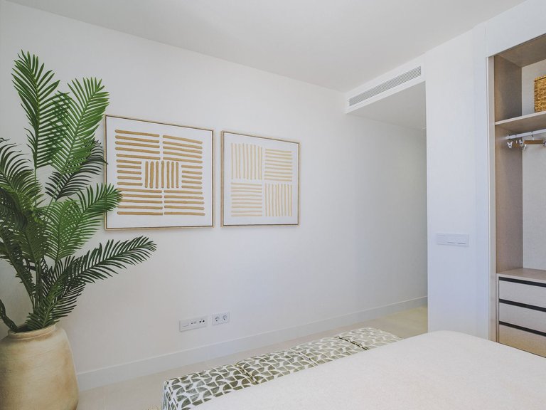Apartment for Sale in Higueron, Malaga 28