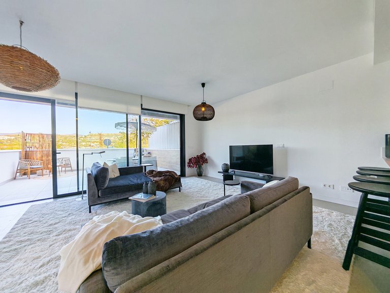 Villa for Sale in Estepona, Malaga 1