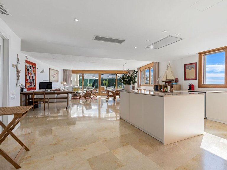 Apartment for Sale in Altos De Los Monteros, Malaga 5