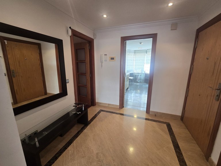 Apartment for Sale in Costa del Sol, Puerto Banús, Malaga 11