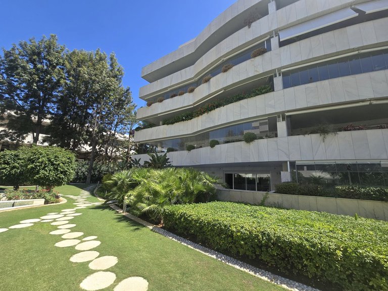 Apartment for Sale in Costa del Sol, Puerto Banús, Malaga 41