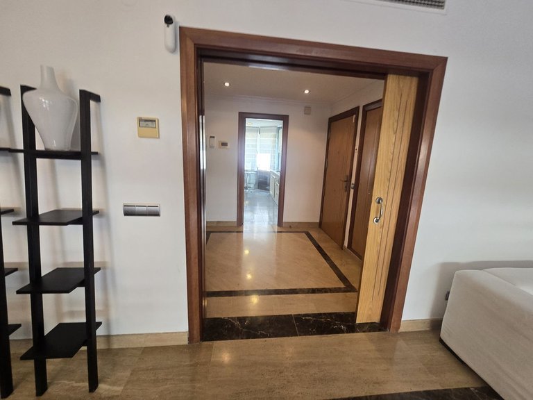 Apartment for Sale in Costa del Sol, Puerto Banús, Malaga 9