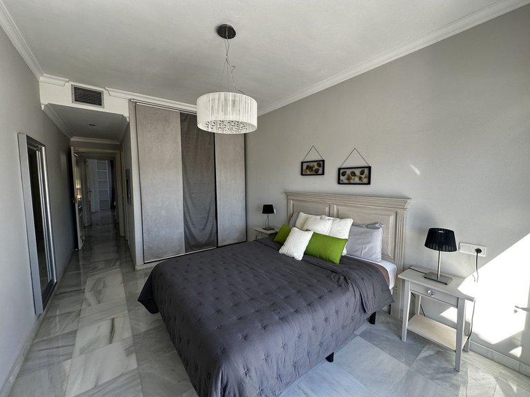 Villa for Sale in Nueva Andalucía, Malaga 4