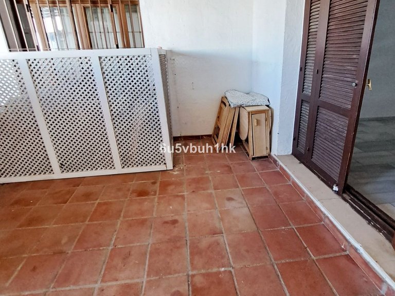 Villa for Sale in Estepona, Malaga 13