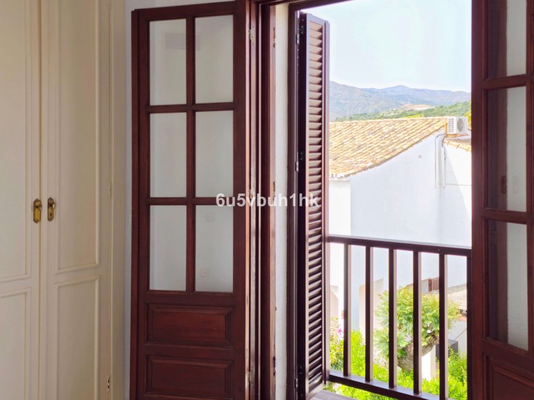 Villa for Sale in Estepona, Malaga 15