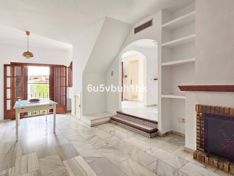 Town House for Sale in Estepona, Malaga 2