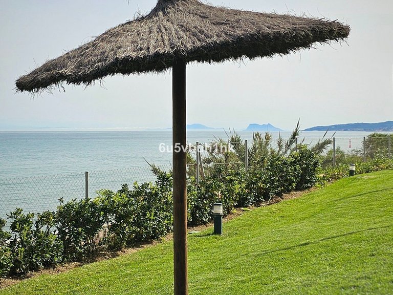 Villa for Sale in Estepona, Malaga 29