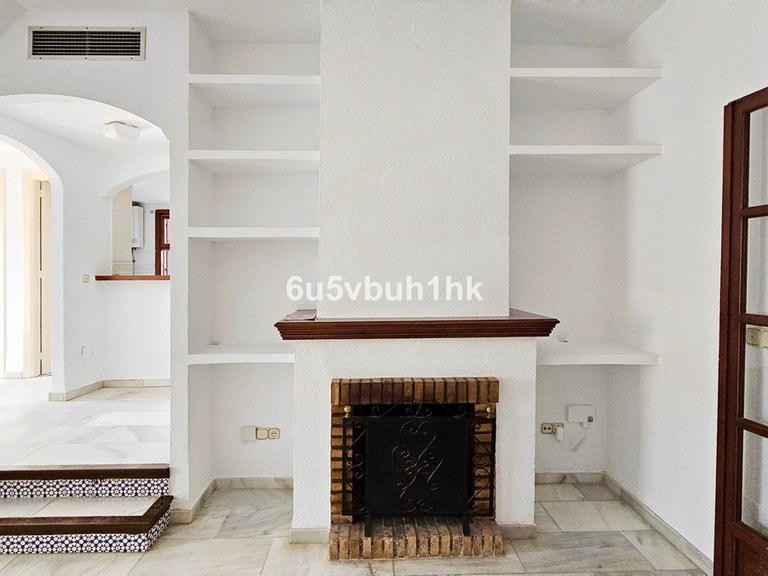 Town House for Sale in Estepona, Malaga 6