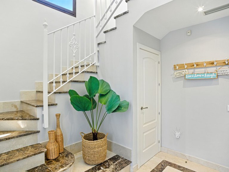 Villa for Sale in Estepona, Malaga 21